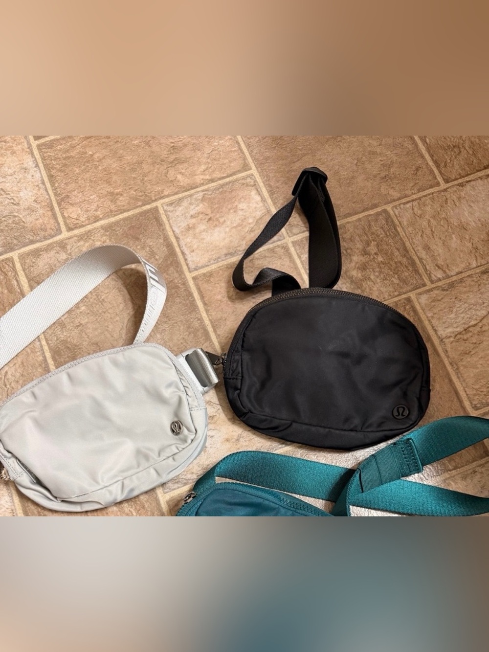 Lululemon Everywhere Belt Bag 1L